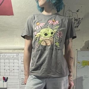 Star Wars Enjoy The Little Things Mandalorian Baby Yoda Grey Graphic Tee